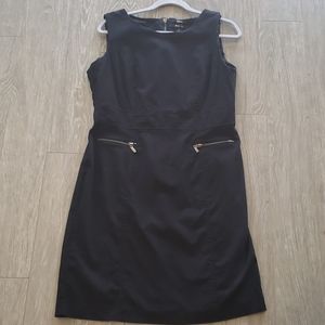 Black Sleeveless Dress